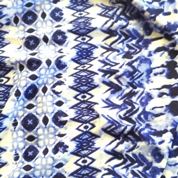 PRETTY ☆ BLUE PRINT CROSSOVER BUST ☆ MAXI DRESS ☆ XL ☆ NWT - Picture 6 of 9